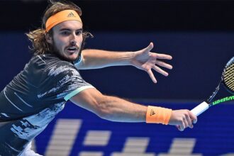 tsitsipas00