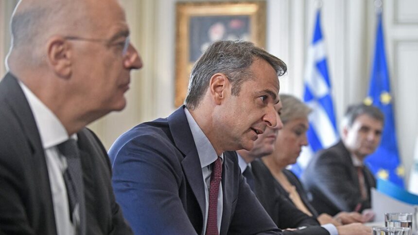 Mitsotakis dendias arthro