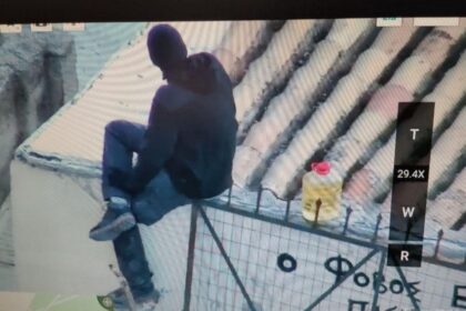 43f7d6748cdd80690c547cc329de2f33 698153