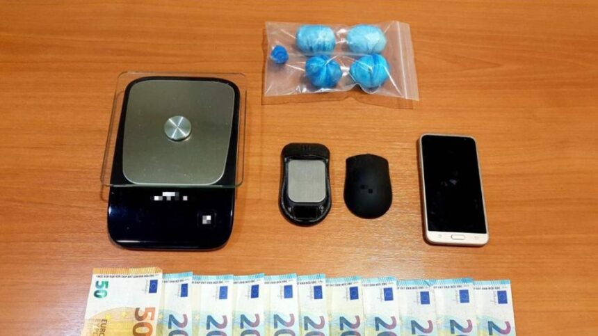 Mytilini Hrwini kokaini