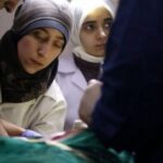 amani ballour anthrwpistiko vraveio irwida suria paidiatro 750x400 1 scaled