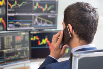 broker