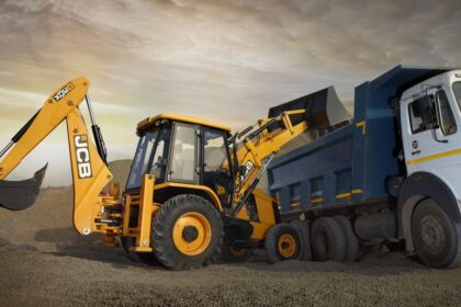 xeiristis jcb job moneypress.gr scaled