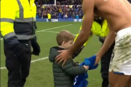 PITSIRIKAS FANELA 1536x1037 1