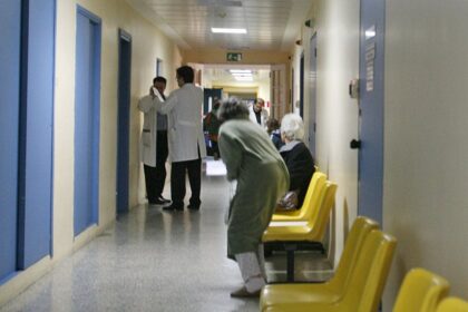 nosokomeio diadromos534