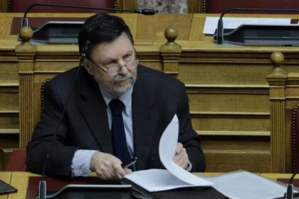 oikonomou gia larko akraia problimatiki epixeirisi.w l