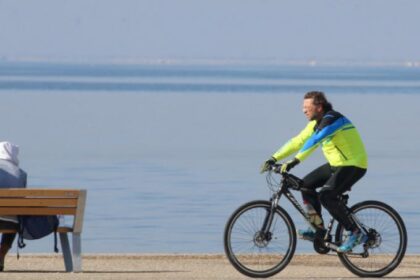 podilatis liakada thalassa