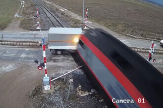 treno 1536x935 1