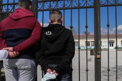 1613372 sxoleia zaxaraki pasxa panelladikes