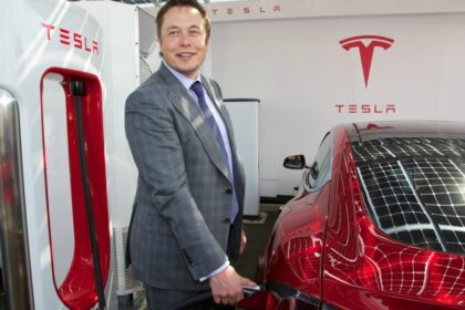 200111183817 191030124417 ElonMuskTesla1