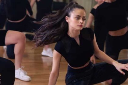 2020 03 01 10 07 08 Fokas Dance School sm 900x676 1