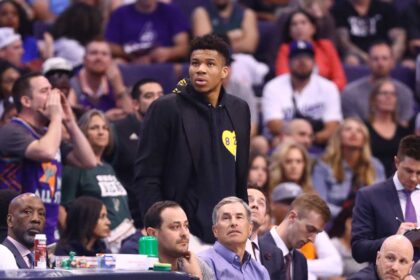 ANTETOKOYNMPO 1 1536x1043 1