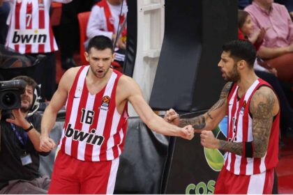 OLYMPIAKOS ARMANI 1536x1066 1