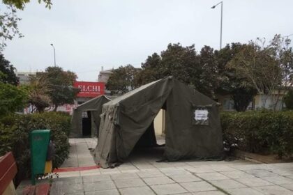 SKHNH KORONAIOS IOS PANDHMIA CORONAVIRUS STRATOS 3