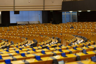 amfitheatro eurokoinoboulio koronoios 0