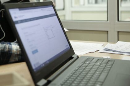 dimosio ypologistis scaled