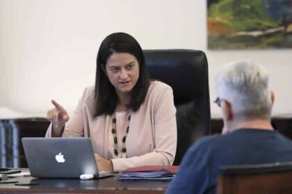 intime news liak4982 thumb large