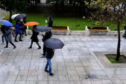 pezoi ompreles plateia