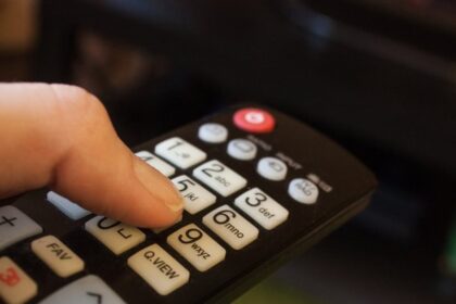 remote control 1863437 960 720