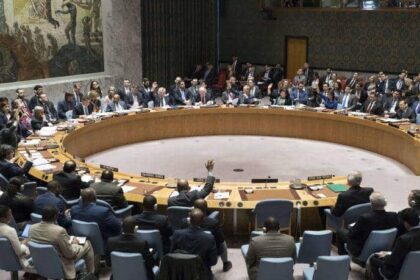 un