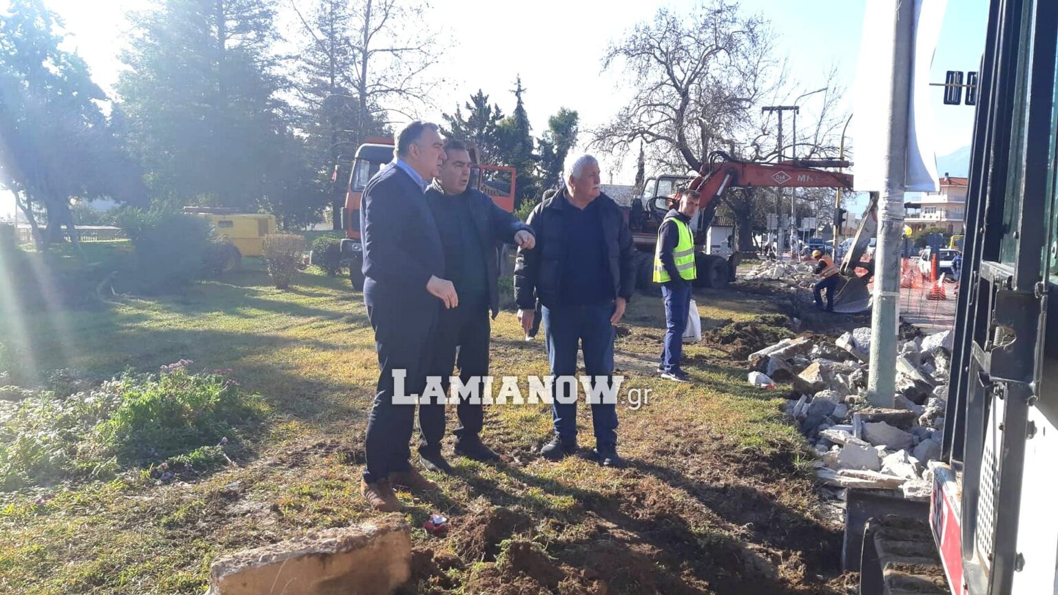 μηχανηματα λαμια