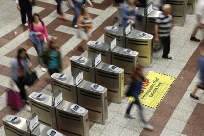 mertoEpivates09 2048x1406 1