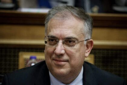 theodorikakos sti vouli