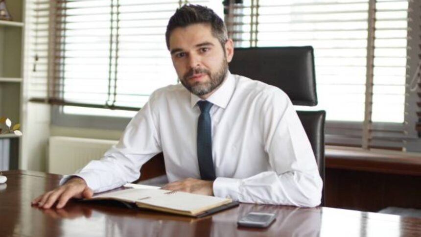 σαρακιωτης