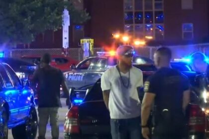 200520112030 Atlanta chariatis1000a