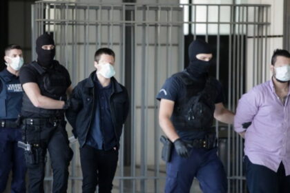 topaloudi diki enoxoi