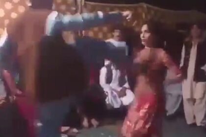 pakistanos klotsia
