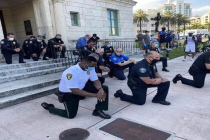 tsompa kneel