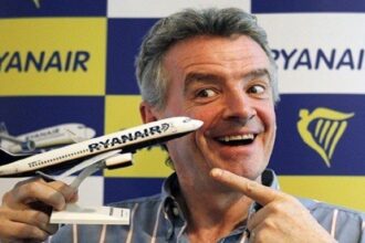 Ryanair chief executive M 010 254072126 1 646659052