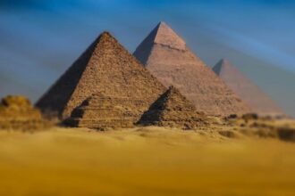 pyramids giza pixabay1