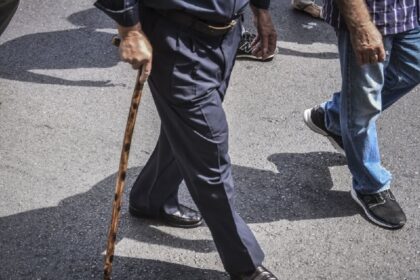 sydakseis eorokinissi