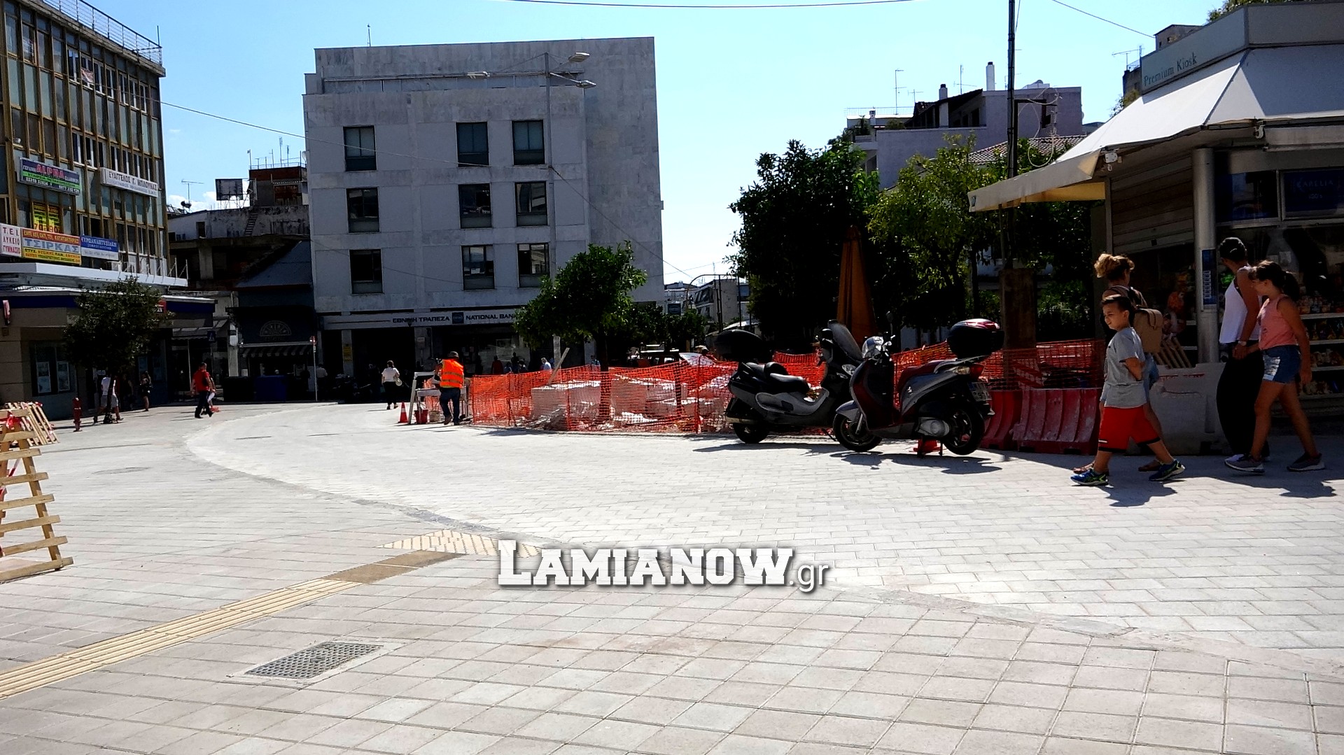 πλατεια παρκου 10