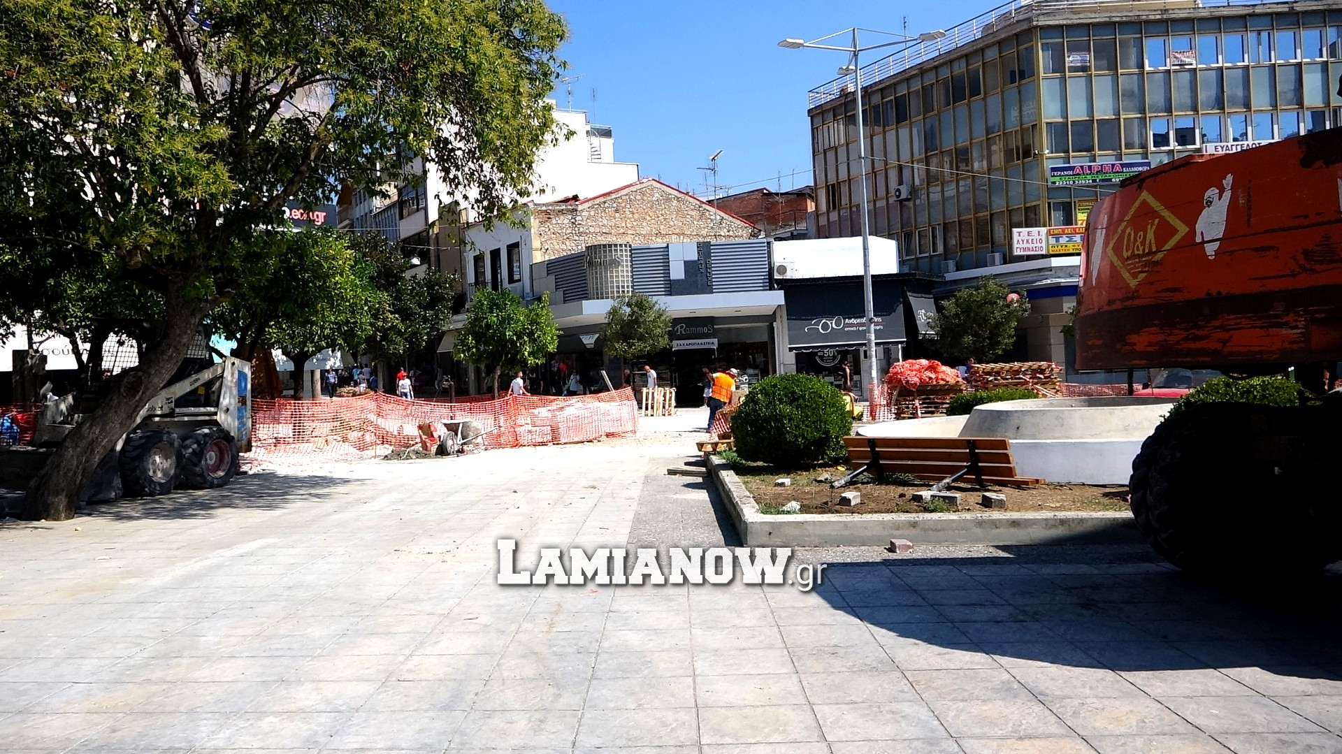 πλατεια παρκου 23