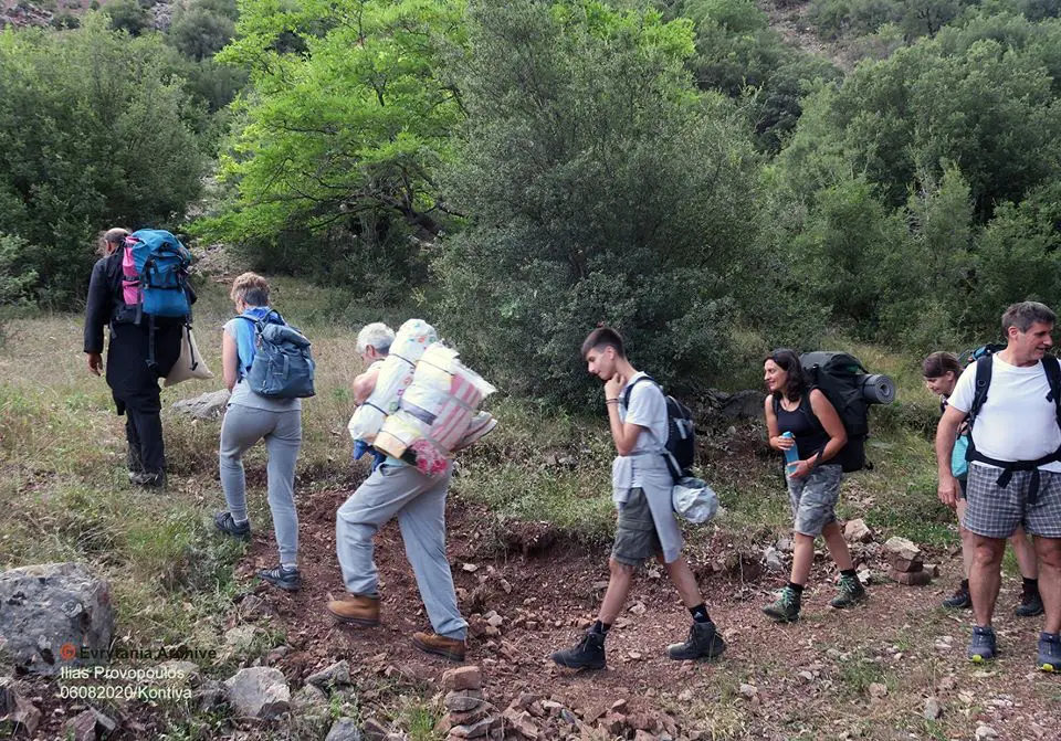 , Ευρυτανία: Ταξίδι στο χρόνο &#8211; Το τάμα οδήγησε 17 άτομα σε μια από τις πιο απρόσιτες γωνιές της ελληνικής γης (ΕΙΚΟΝΕΣ)