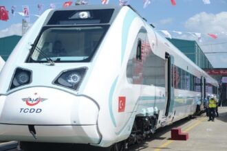 200706113814 Turkey electric train3