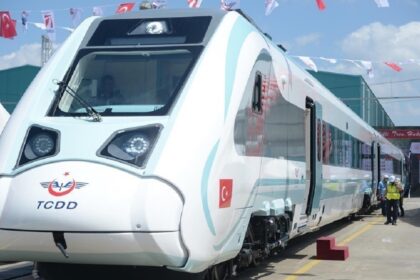 200706113814 Turkey electric train3