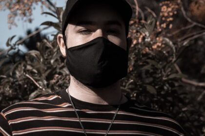 200805211827 man mask 1280x720 1