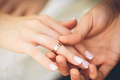 ARRAVONAS 2048x1125 1