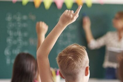 DHMOTIKO PAIDAKIA ARTHROU