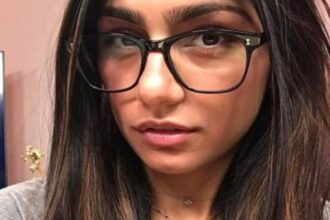 mia khalifa 0