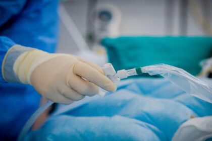 nosokomeio koronoios