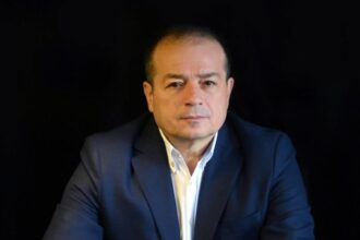 staurogiannis nikos 696x696 1