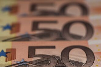 money 50 euro in 1607 1 2048x1437 1