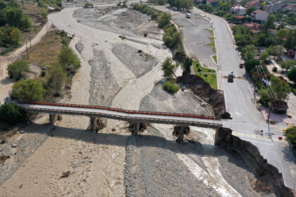 mouzaki 3 1536x1055 1