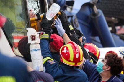 trohaio akti miaouli2