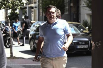tsipras koumoundourou 2048x1406 1